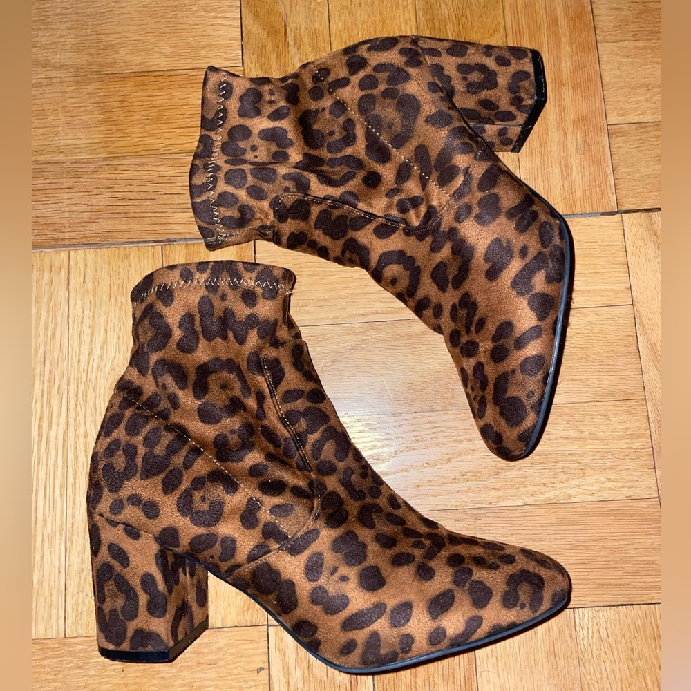Booties. Size 8. Leopard Print. Good Condition - image 2
